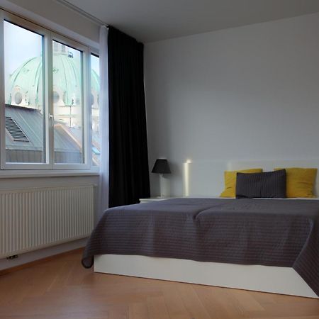 Gasser Apartments - Apartments Karlskirche Wina Bagian luar foto