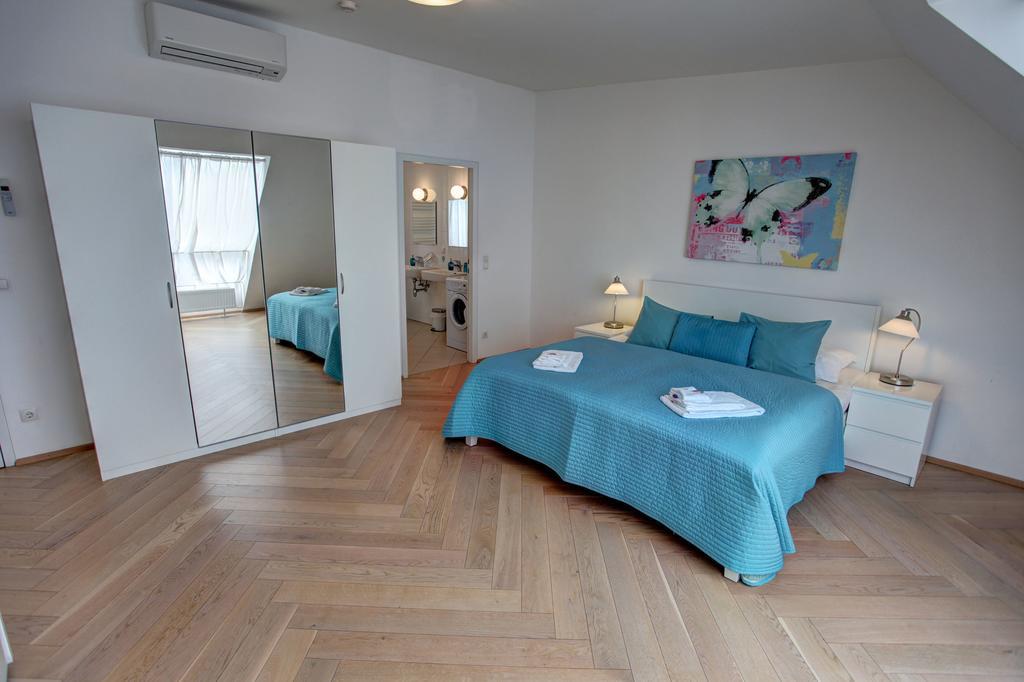 Gasser Apartments - Apartments Karlskirche Wina Bagian luar foto