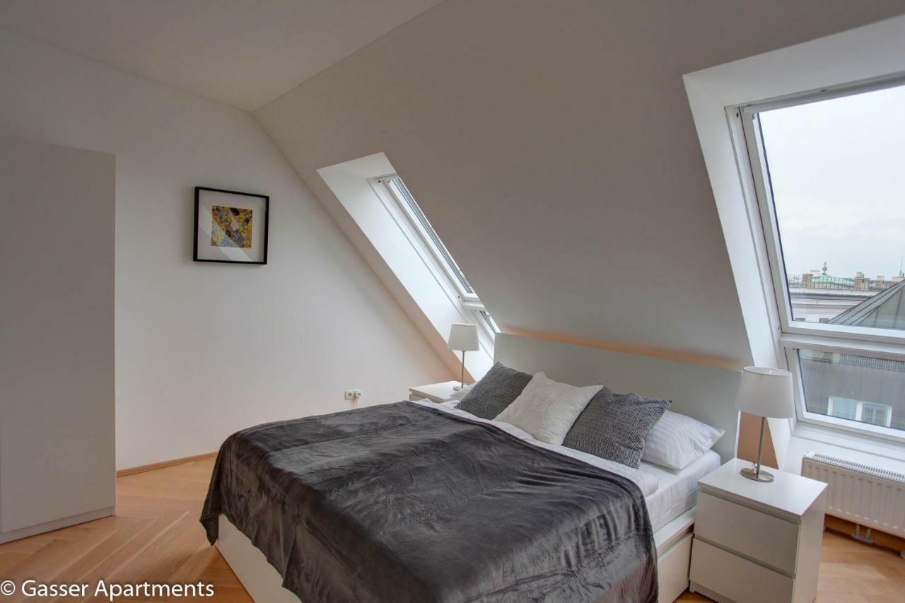 Gasser Apartments - Apartments Karlskirche Wina Bagian luar foto